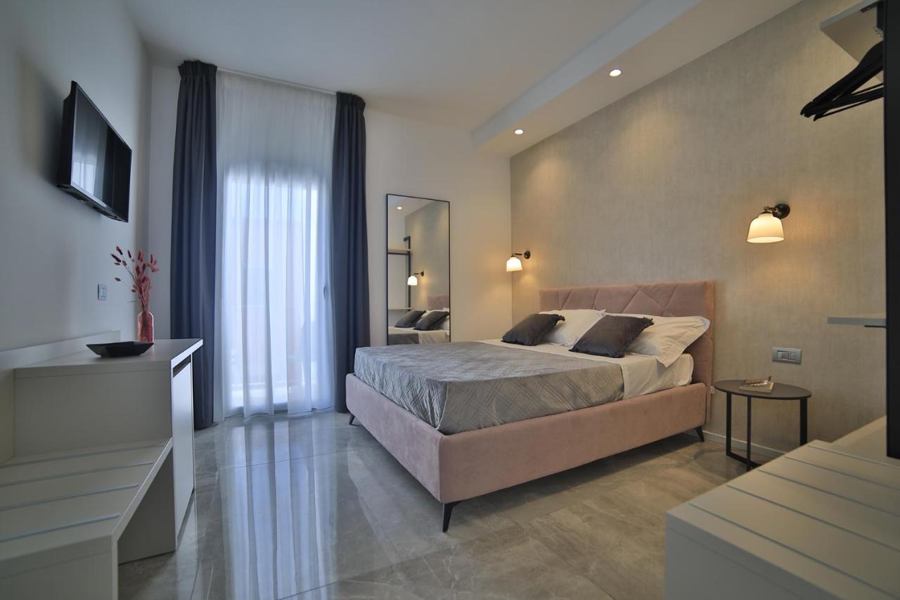 Calaluna Rooms Porto Cesareo Exterior foto