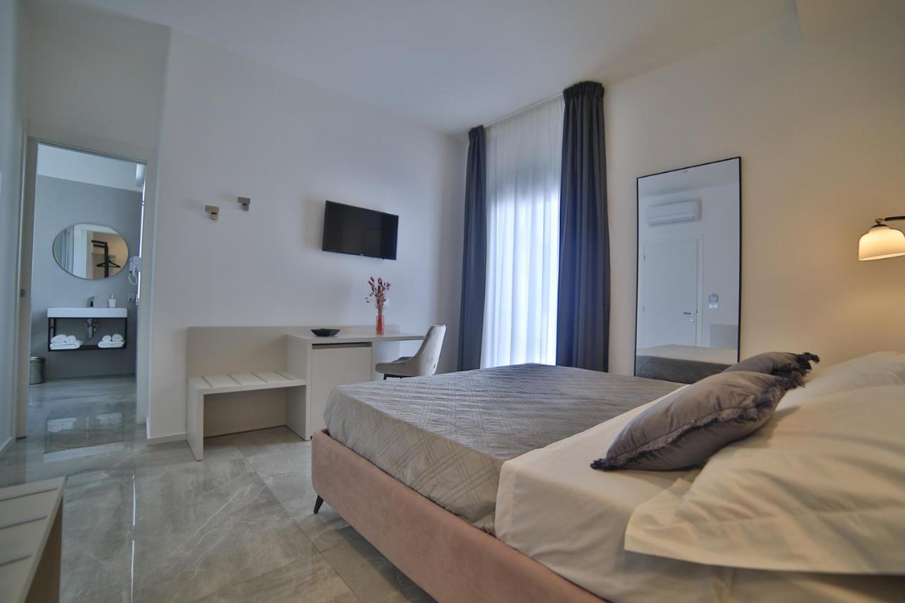 Calaluna Rooms Porto Cesareo Exterior foto