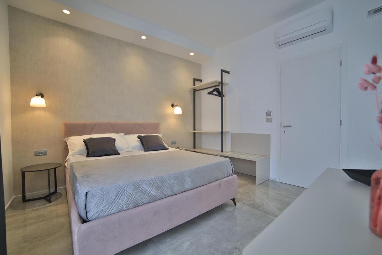 Calaluna Rooms Porto Cesareo Exterior foto